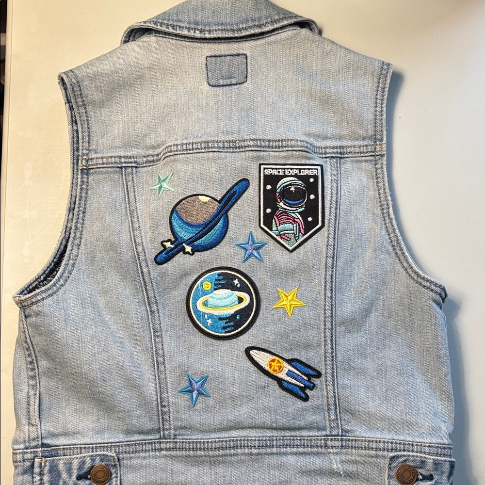American Eagle Space Explorer Denim vest with patches